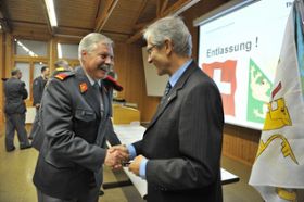 Regierungspräsident Claudius Graf-Schelling verabschiedet seinen Staatsschreiber, Major Rainer Gonzenbach_graf_gonzenbach.jpg