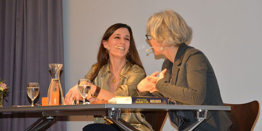 Maria Cecilia Barbetta im Gespräch mit Moderatorin Marianne Sax.